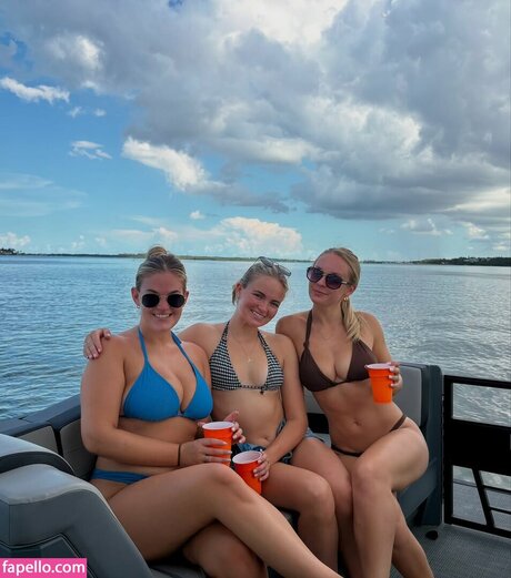 Alexa Pillsbury model beautiful galleries