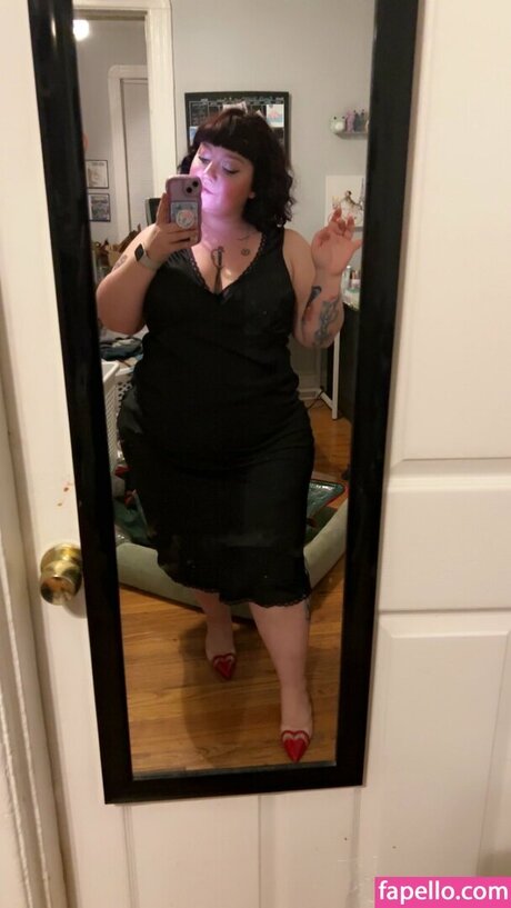 Comicbookdays star high quality photos