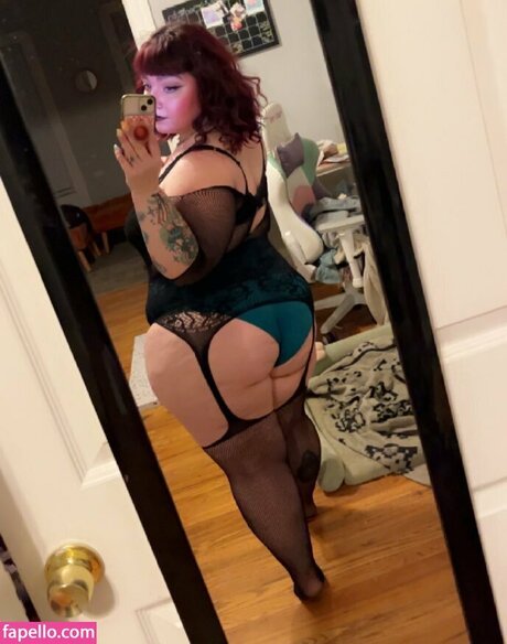 Comicbookdays exclusive actress pic