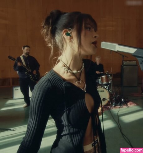 Nina Chuba beautiful actress gallery