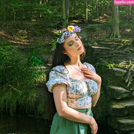 Jessthe Shire sexy star picture