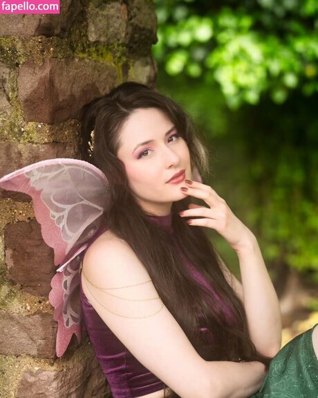 Jessthe Shire hot actress pic