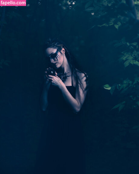 Jessthe Shire star exclusive photo