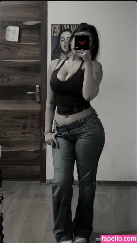 kritiii444 hot actress picture