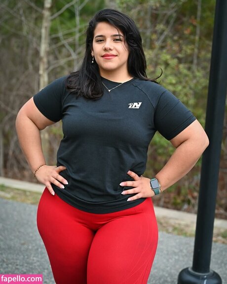 Duyein Martinez sexy star pics