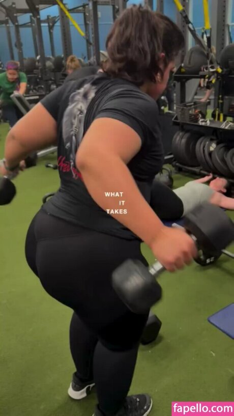 Duyein Martinez erotic actress photo