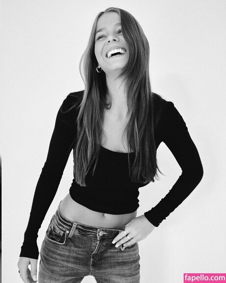 sucking tits onlyfans porno images