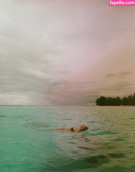 Chloe Campbell nude star img