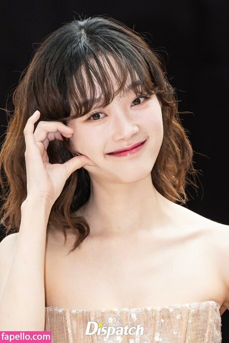 Lee Yoo Mi high quality actress pictures