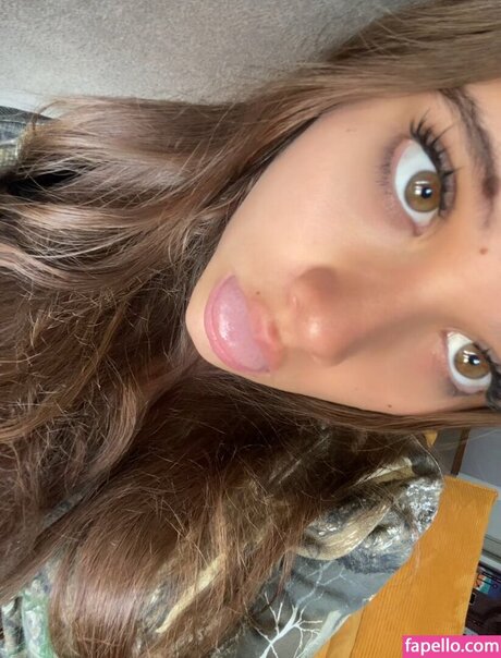 Cutmen Icutmen Nath7lie model naked photo