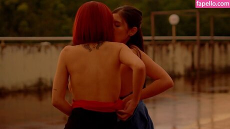 Micaella Raz hot model pic