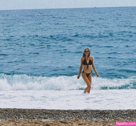 Natascha Summers model high quality photo