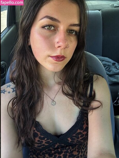 Lily Winters pornstar hot pics