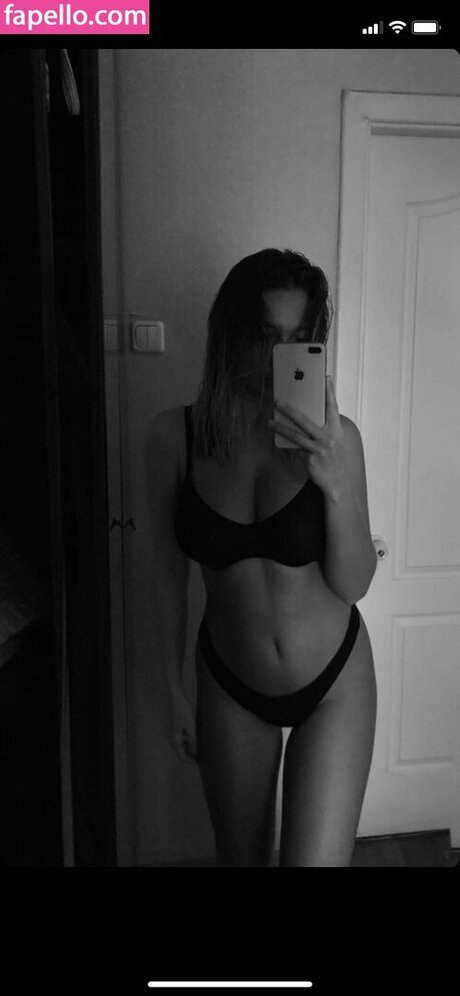 Alice Mamonova star porn pictures