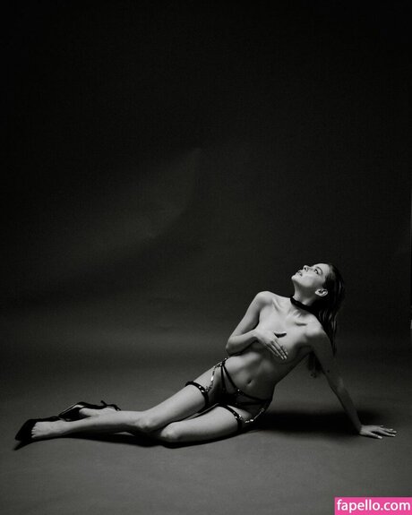 Xenaex nudes pornstar pic