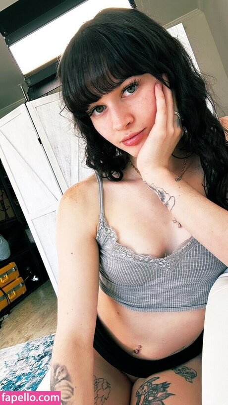 Remirawxxx star hd picture