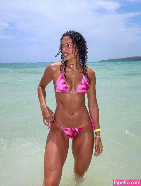 big tits brunette onlyfans sexy naked img