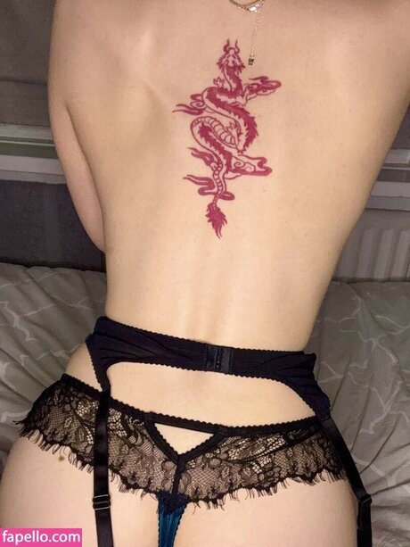 Lunaknight88 model sexy archive