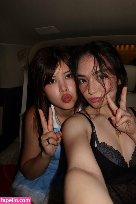 Sakura Shymko nude model photos