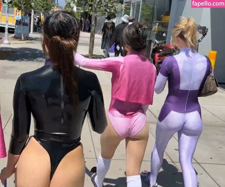 Sakura Shymko star naked pics