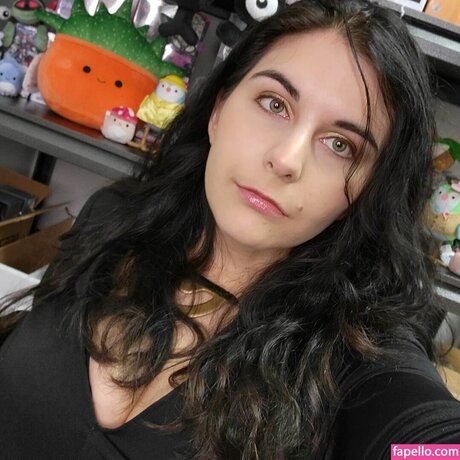 Allylotl erotic model picture