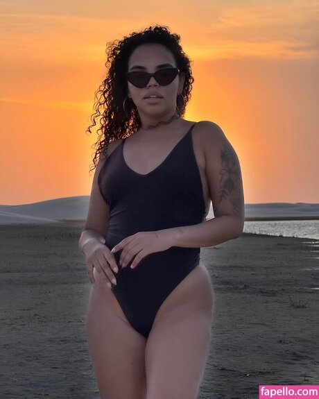 Giovanna Pitel top pornstar pic