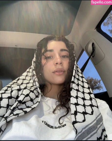 ayaattt model hd archive