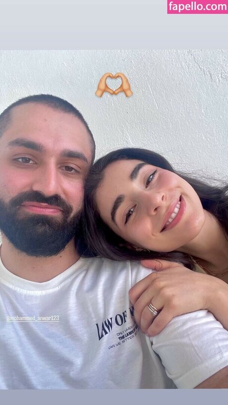 ayaattt nude pornstar photo