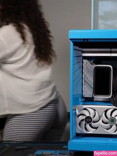 ayaattt hd star pics