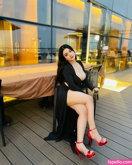 mumtahinaaa_ pornographic star galleries