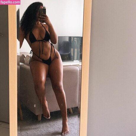 Melanadavids perfect pornstar photo