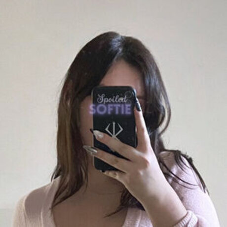 SpoiledSoftie nudes model pic
