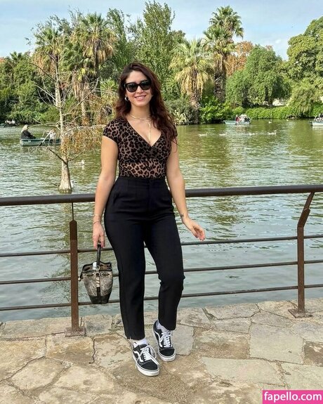 flat chested onlyfans porno pics