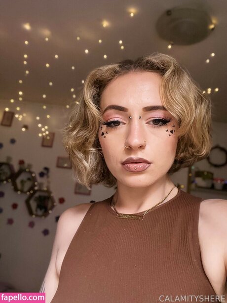 Girl Gooners beautiful model gallery