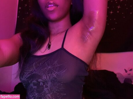 Girl Gooners beautiful actress image