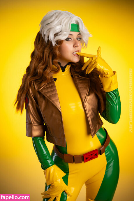 Snarky Jay Cosplay star erotic pictures