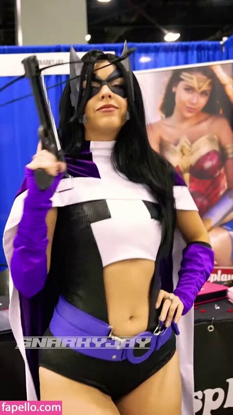 Snarky Jay Cosplay model xxx gallery