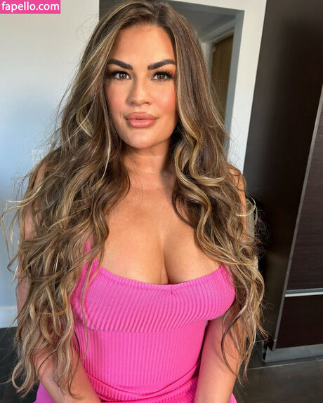 Brittany Cartwright exclusive model image