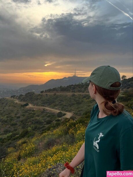 Hermione Corfield star pretty photos