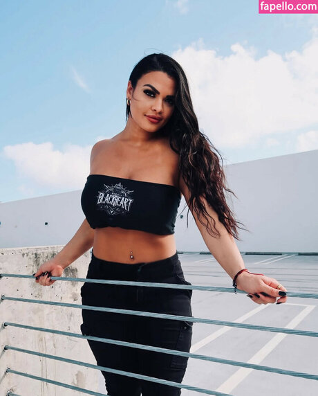 thick trans onlyfans xxx archive