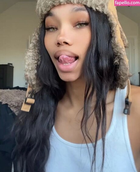 telleyyyy pretty star image