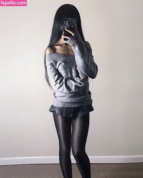 ShesnothingSpecial top model photo