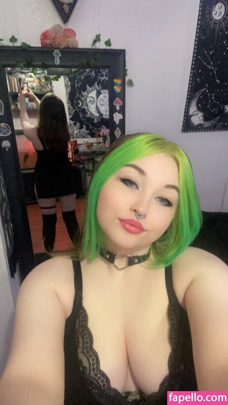 thatwitchcc model erotic image