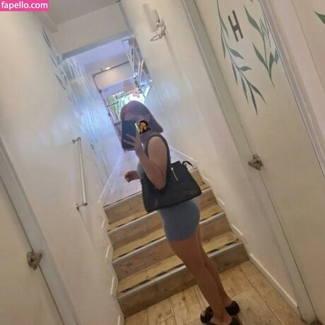 mlx9496 erotic pornstar pic