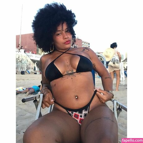 Karol De Souza beautiful star archive