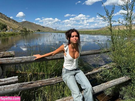 Cczur model sexy image