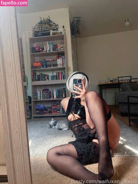 loltrxnity top actress images