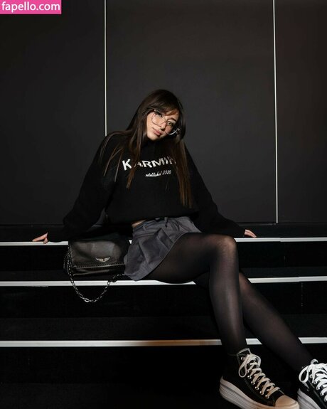 blonde handjob onlyfans hd image