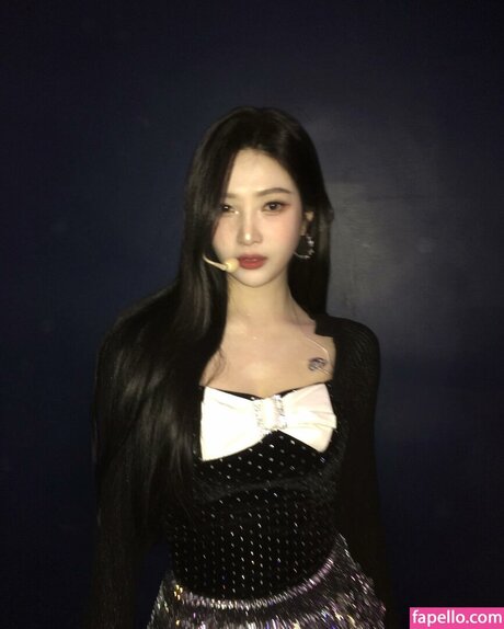 Park Soo young star pretty image