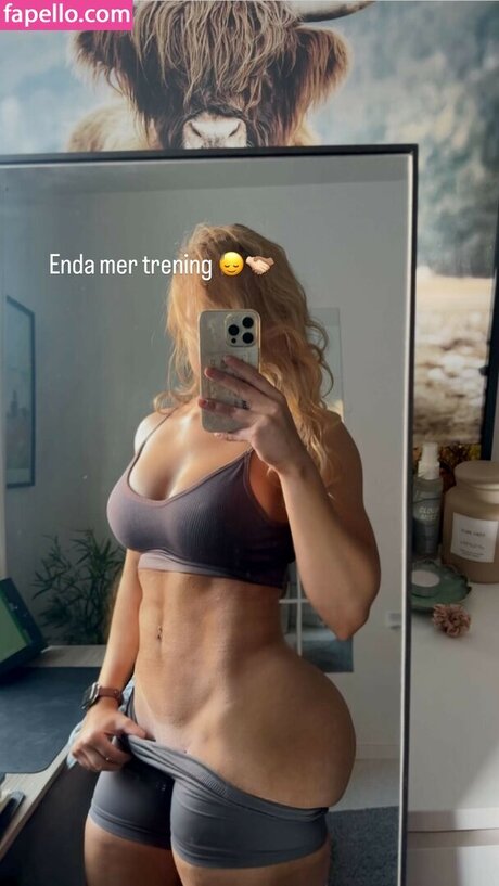 heleneelises erotic star photos